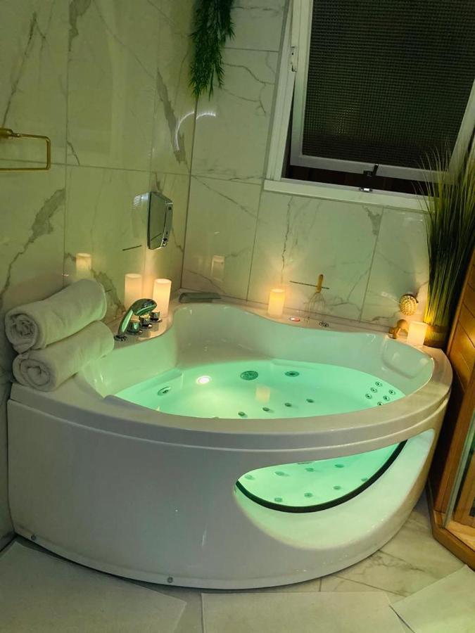 Votre Escale Boule D Or Sauna & Spa Νιόρ Εξωτερικό φωτογραφία
